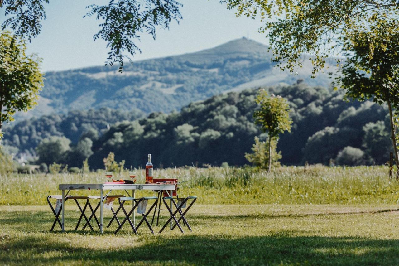 Tente Safari Lodge Ferme Carrique Tardets-Sorholus Екстериор снимка