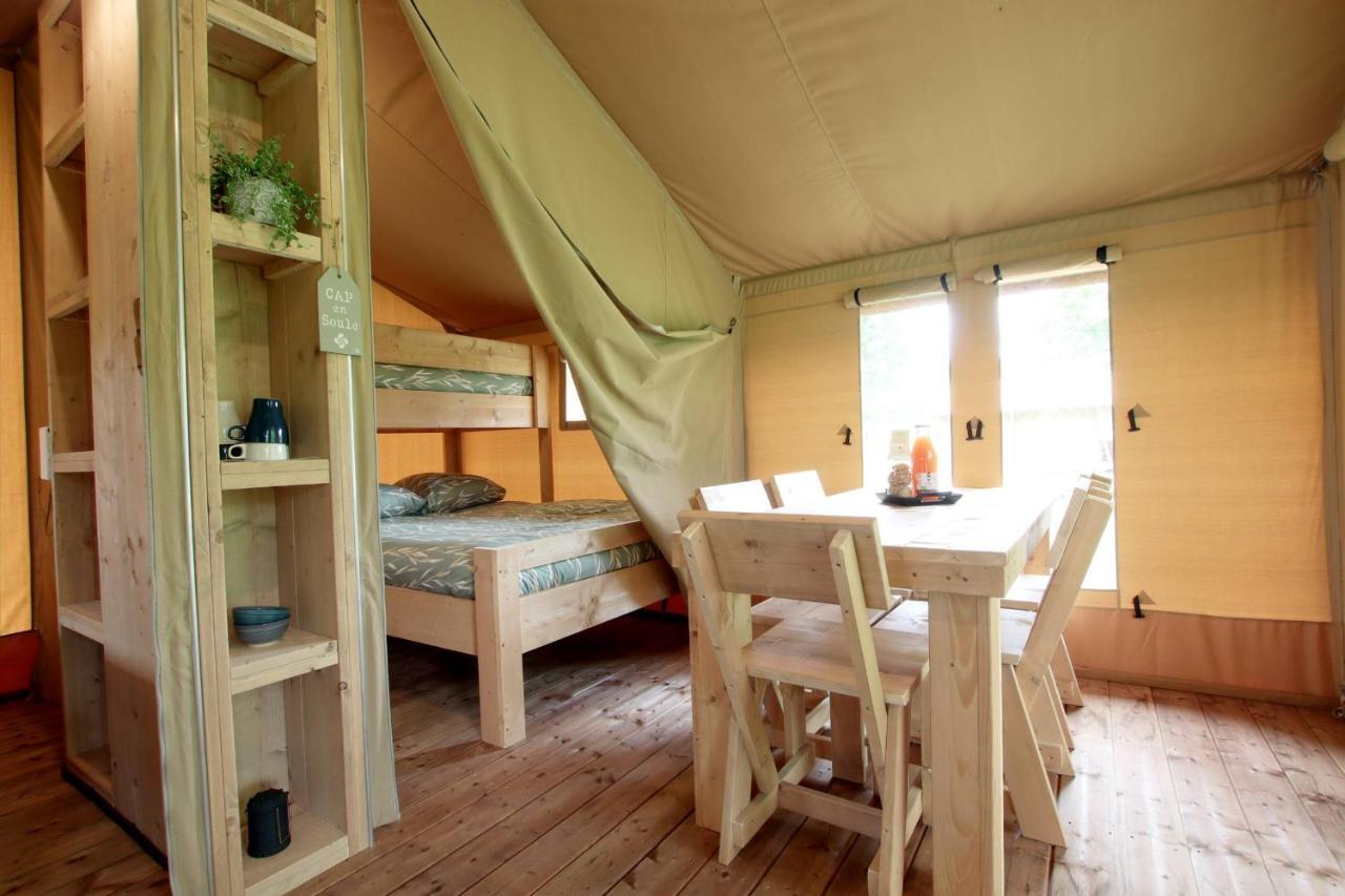 Tente Safari Lodge Ferme Carrique Tardets-Sorholus Екстериор снимка